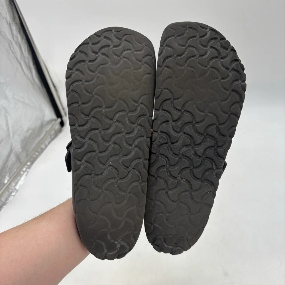 Birkenstock shop confidence